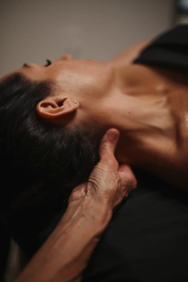 Staff preparing smoothies behind the counter at Summit Athletic Club’s smoothie bar